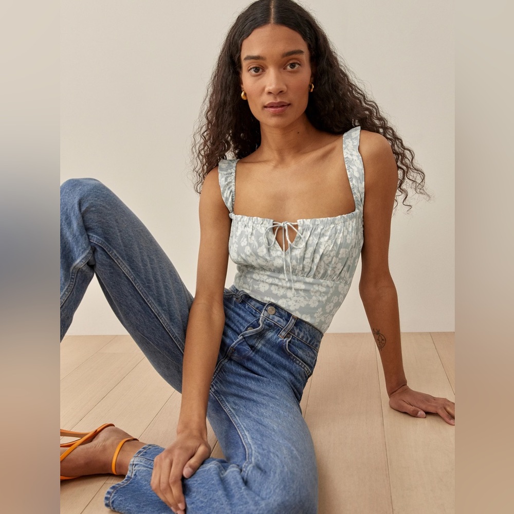 Brand NEW Reformation Cortese Top. Size 8